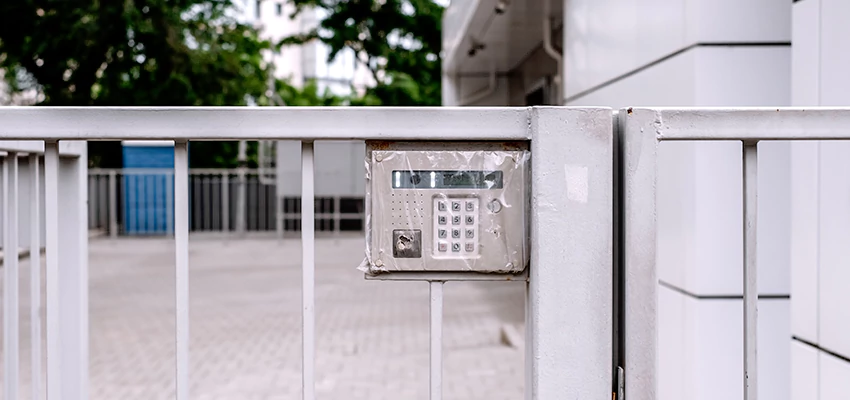 Gate Locks For Metal Gates in Aurora, Illinois