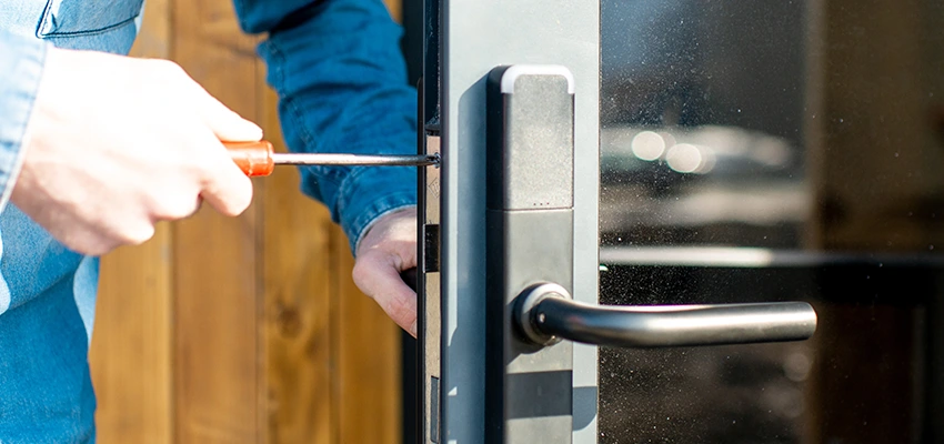 Aluminium Door Lock Replacement in Aurora, Illinois